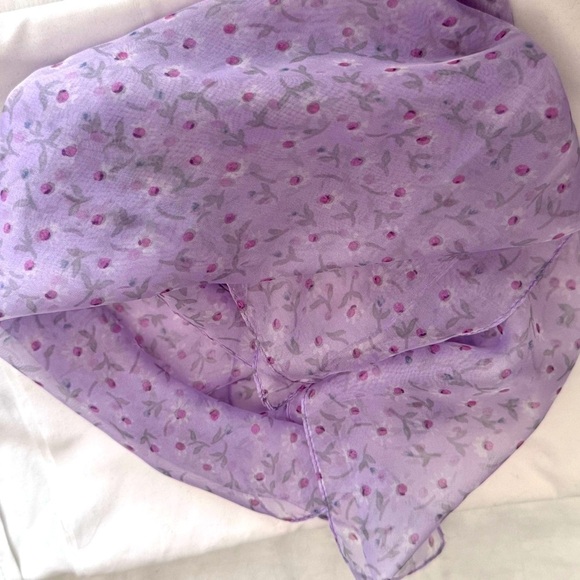 🧣 Vintage Stylish Garbo Purple Square Scarf 20" x 20" - Picture 10 of 11